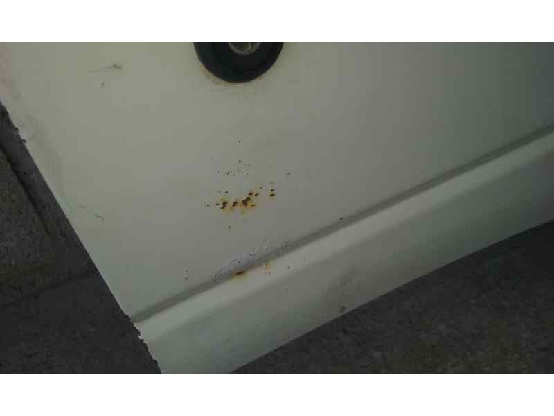 Recambio de puerta delantera derecha para nissan atleon chasis cabina referencia OEM IAM  TOCADA 