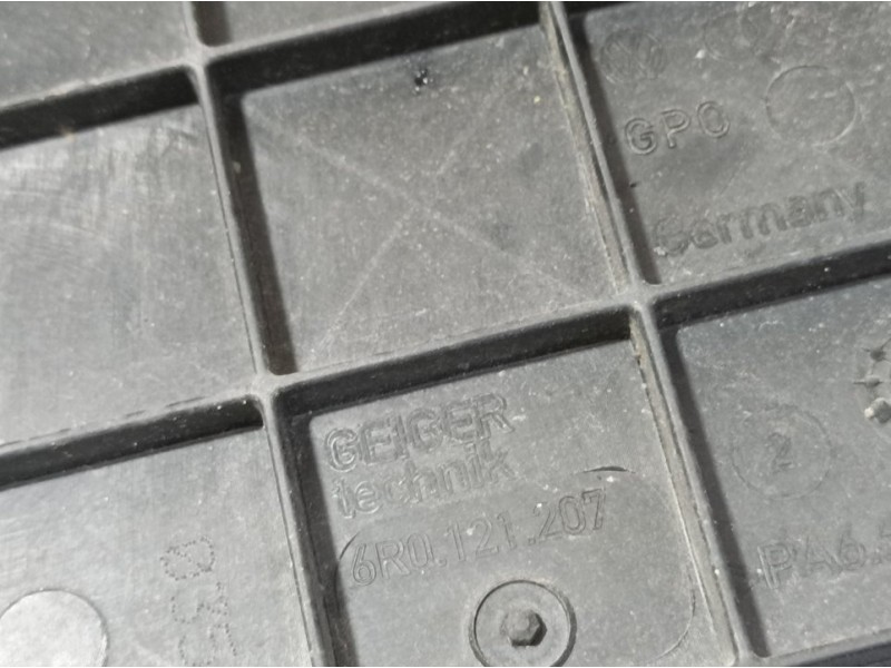 Recambio de electroventilador para volkswagen polo (6r1) advance referencia OEM IAM 6R0121207  GEIGER