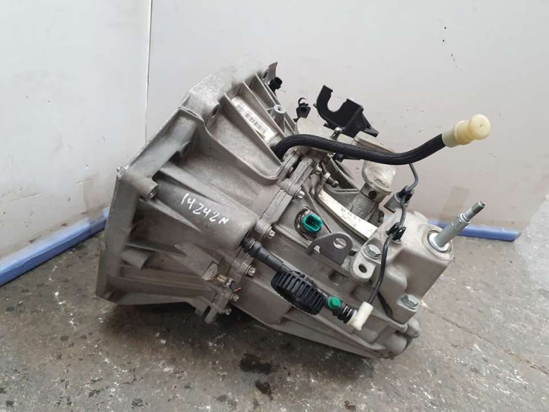 Recambio de caja cambios para renault captur zen referencia OEM IAM TL4080 S001658 6VELOCIDADES