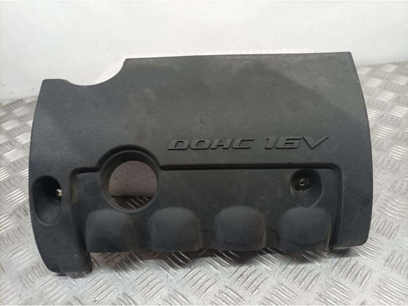 Recambio de tapa motor para hyundai i30 classic referencia OEM IAM 292402B031  
