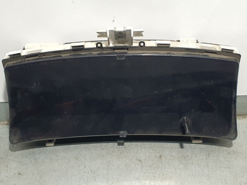 Recambio de cuadro instrumentos para toyota corolla (e12) 1.4 d-4d luna compact referencia OEM IAM 8380002C60 110080288002 SIEME