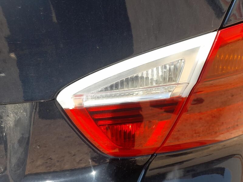 Recambio de piloto trasero derecho interior para bmw 3 (e90) 318 i referencia OEM IAM   