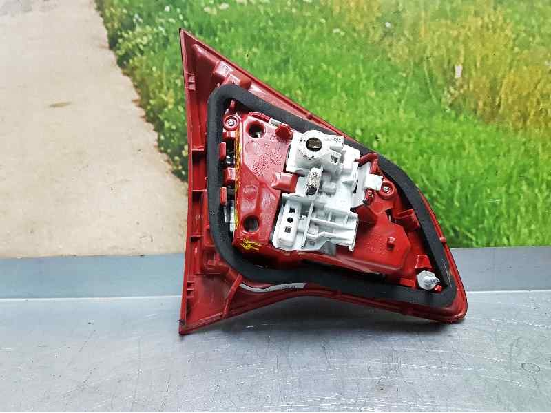 Recambio de piloto trasero derecho para opel meriva b cosmo referencia OEM IAM 13260841  INTERIOR