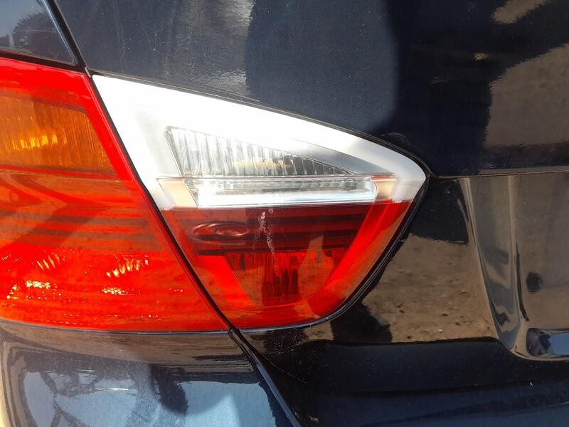 Recambio de piloto trasero izquierdo interior para bmw 3 (e90) 318 i referencia OEM IAM   