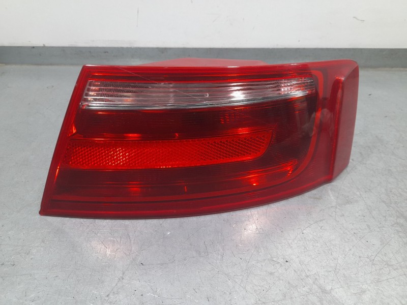 Recambio de piloto trasero derecho exterior para audi a5 (8t3) 2.7 tdi referencia OEM IAM 8T0945096  