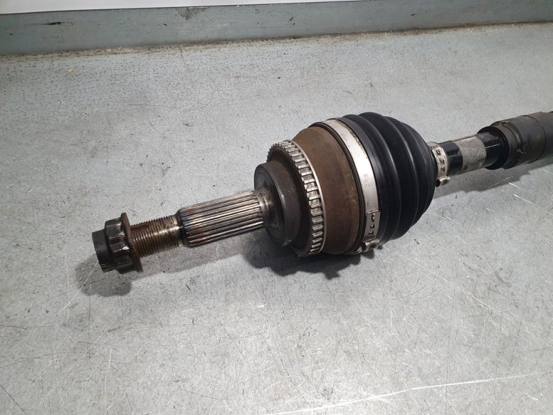 Recambio de transmision delantera izquierda para toyota corolla (e12) 1.4 d-4d luna compact referencia OEM IAM 4341002251  