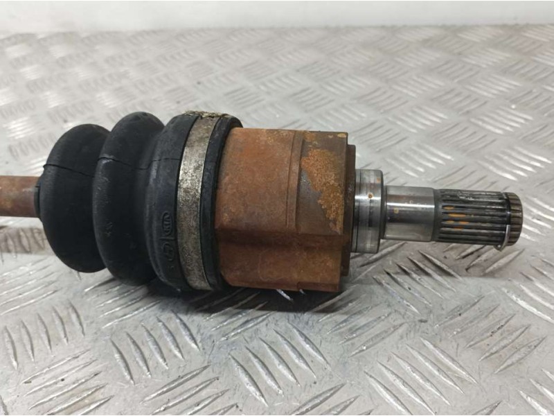 Recambio de transmision delantera izquierda para hyundai i30 classic referencia OEM IAM 495012L010  