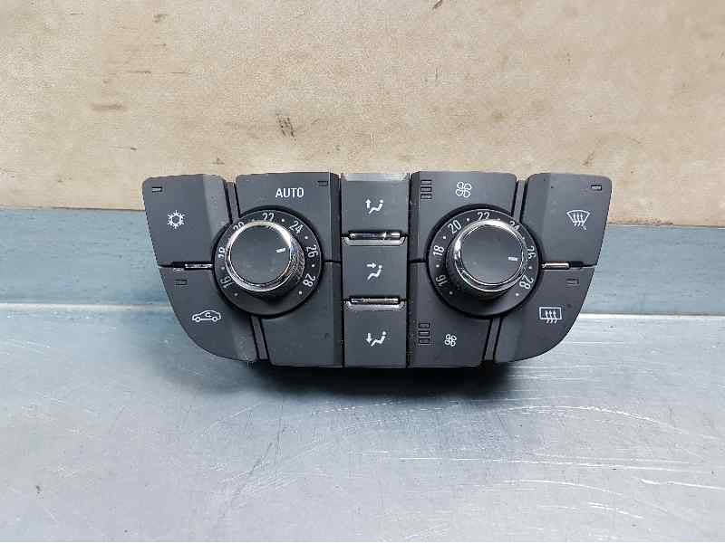 Recambio de mando climatizador para opel meriva b cosmo referencia OEM IAM 13343707 28265987 DELPHI