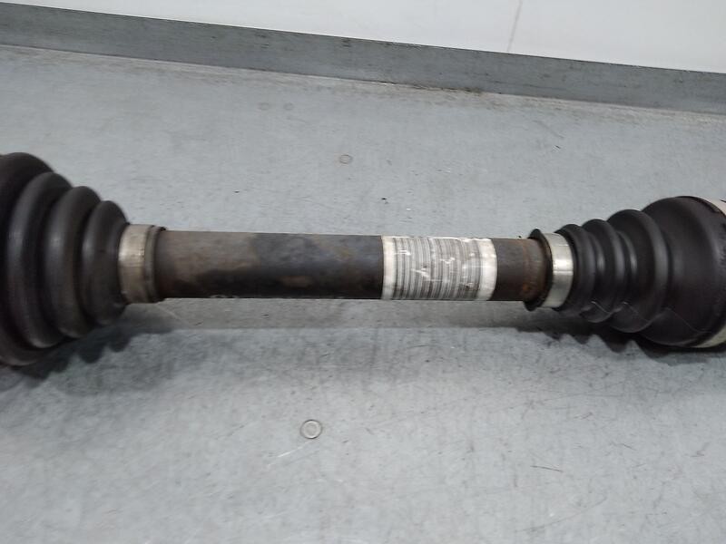 Recambio de transmision delantera izquierda para peugeot 208 active referencia OEM IAM 9686025580  