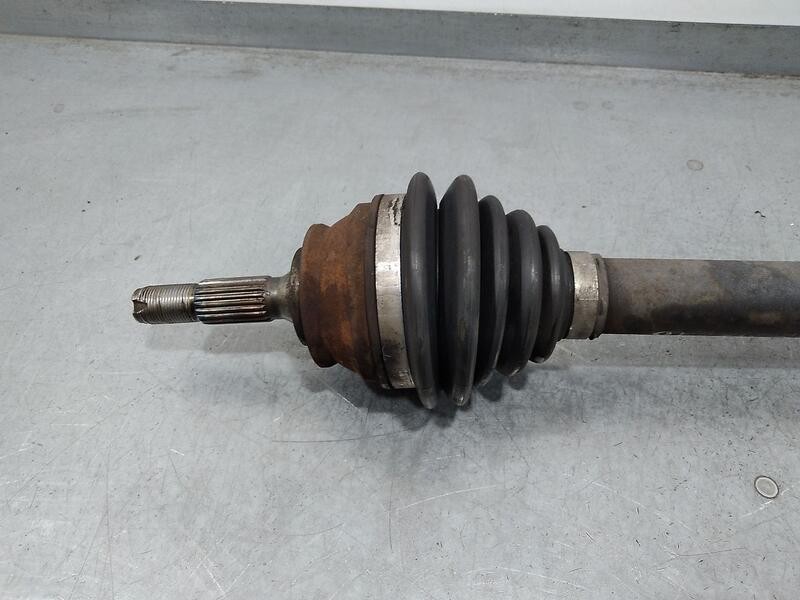 Recambio de transmision delantera izquierda para peugeot 208 active referencia OEM IAM 9686025580  