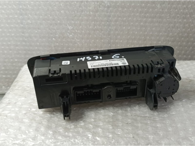 Recambio de mando climatizador para volkswagen polo (6r1) advance referencia OEM IAM 6R0907044E A2C53403831 CONTINENTAL