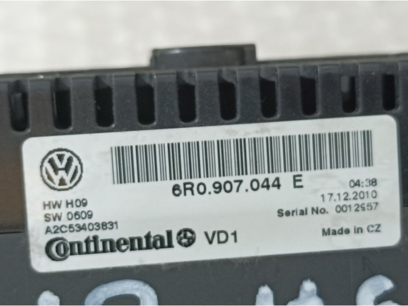 Recambio de mando climatizador para volkswagen polo (6r1) advance referencia OEM IAM 6R0907044E A2C53403831 CONTINENTAL