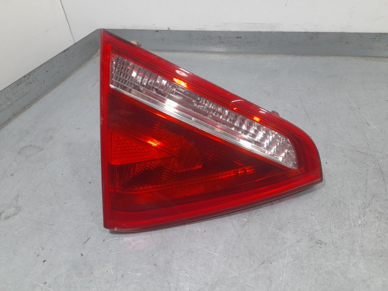 Recambio de piloto trasero izquierdo interior para audi a5 (8t3) 2.7 tdi referencia OEM IAM 8T0945093  