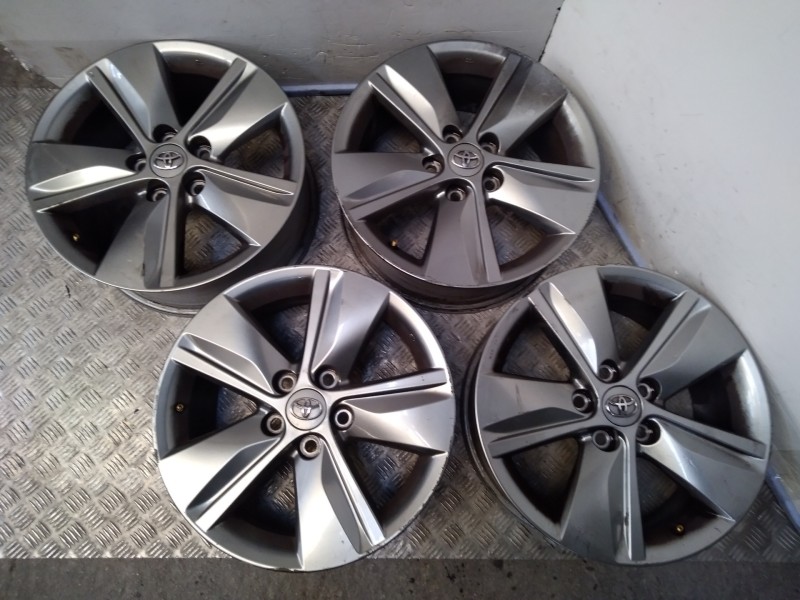 Recambio de juego llantas aluminio para toyota avensis (t27) advance referencia OEM IAM 7X17 5 TORN ET45 ALUMINIO 