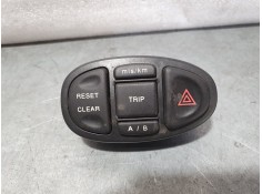 Recambio de warning para jaguar s-type 3.0 v6 executive referencia OEM IAM 111354  