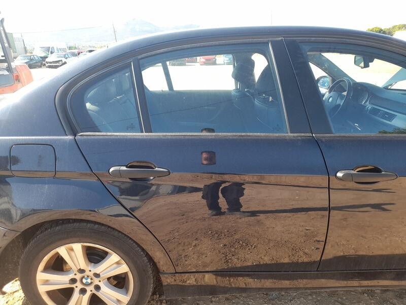 Recambio de puerta trasera derecha para bmw 3 (e90) 318 i referencia OEM IAM   