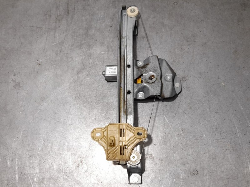 Recambio de elevalunas trasero derecho para renault captur zen referencia OEM IAM SIN REF  ELECTRICO 2 PINES