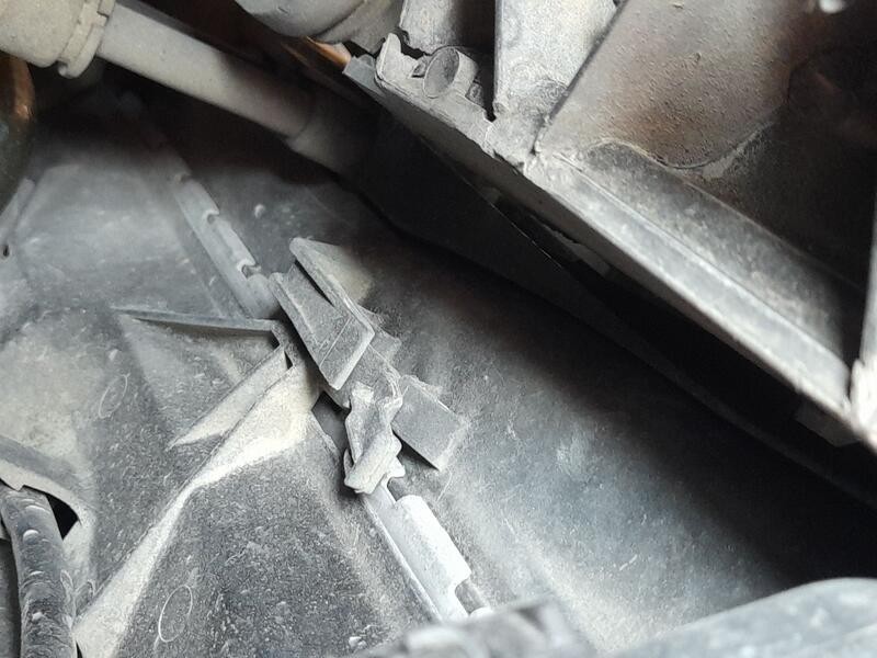 Recambio de radiador agua para bmw 3 (e90) 318 i referencia OEM IAM   