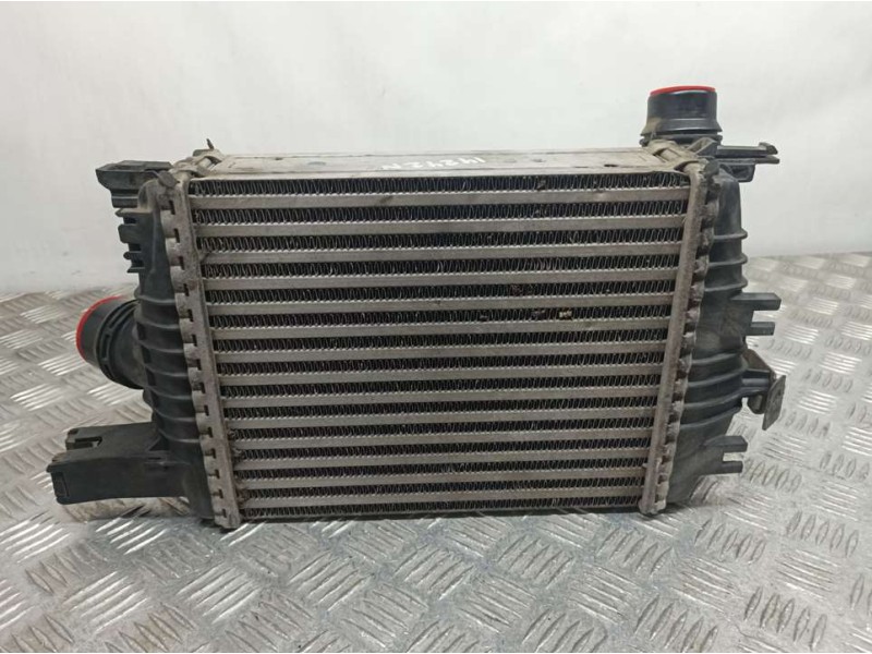 Recambio de intercooler para renault captur zen referencia OEM IAM 144967381R Y8264 KALEBEHR