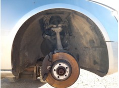 PLASTICO PASE RUEDA DEL. DCH. 8T0821172M 