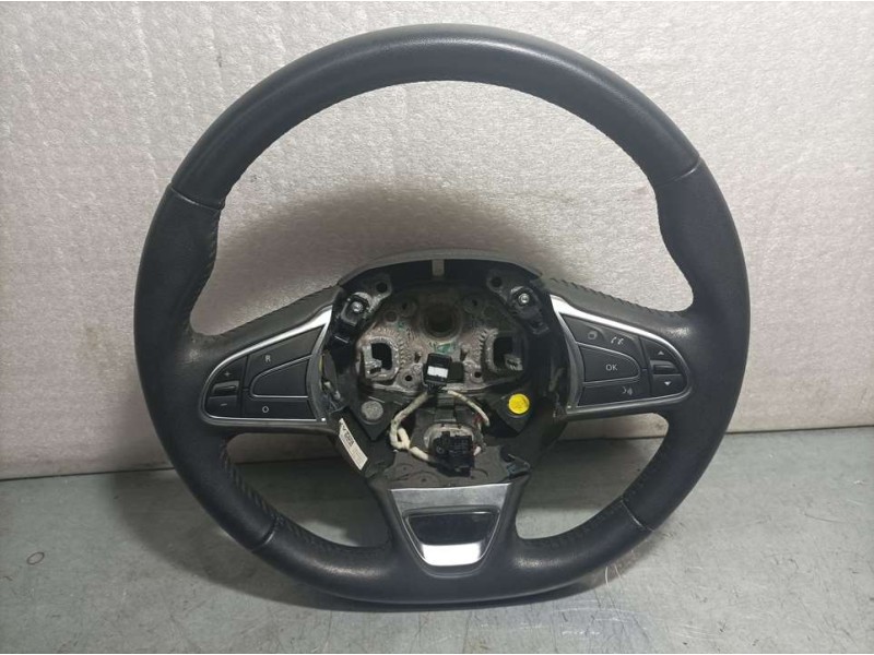 Recambio de volante para renault kadjar zen referencia OEM IAM 484005825R 628660900C TRW