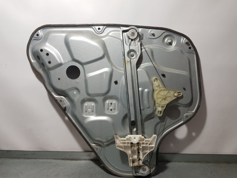 Recambio de elevalunas trasero derecho para hyundai i30 classic referencia OEM IAM 834802R050 2 PINS ELECTRICO