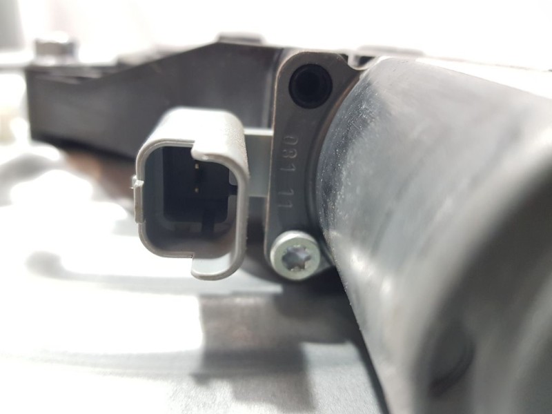 Recambio de elevalunas trasero derecho para hyundai i30 classic referencia OEM IAM 834802R050 2 PINS ELECTRICO