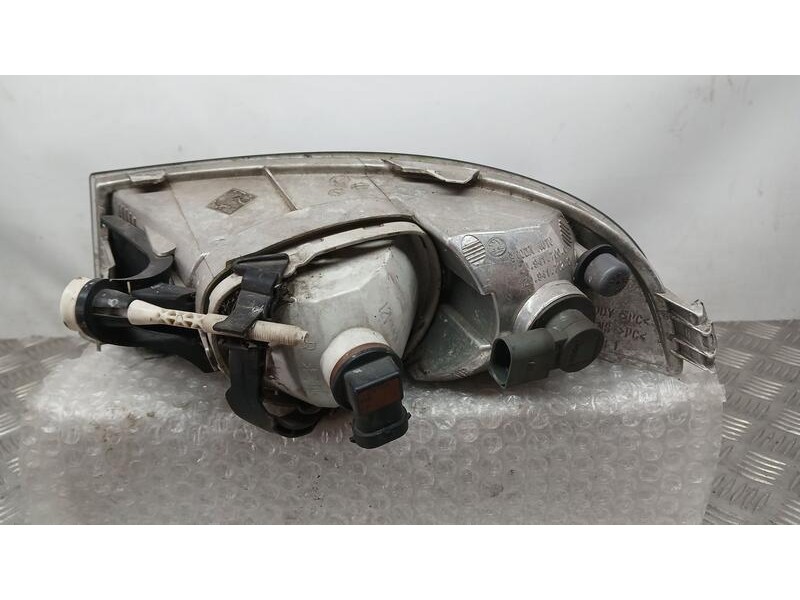 Recambio de faro antiniebla derecho para skoda octavia ii (1z3) 1.6 tdi referencia OEM IAM 1Z0941702C ROZADO 
