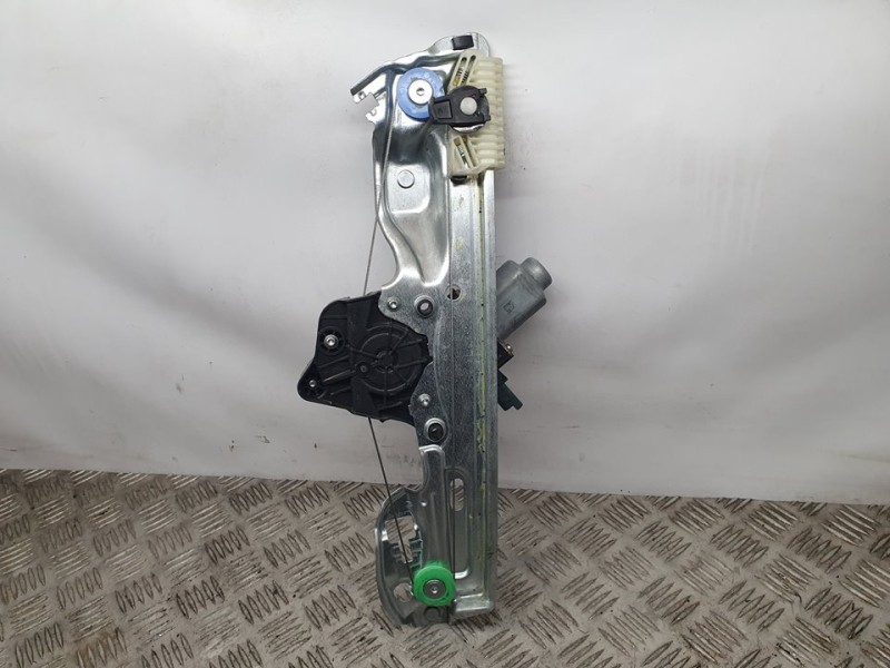 Recambio de elevalunas trasero izquierdo para renault megane iv 5 puertas referencia OEM IAM SIN REF  ELECTRICO