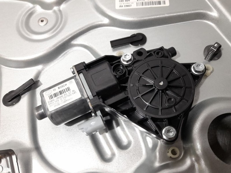 Recambio de elevalunas trasero izquierdo para hyundai i30 classic referencia OEM IAM 834712R010  ELECTRICO 2 PINES