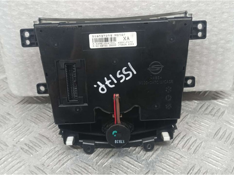 Recambio de mando climatizador para ssangyong tivoli line 4x2 referencia OEM IAM 6872035000  