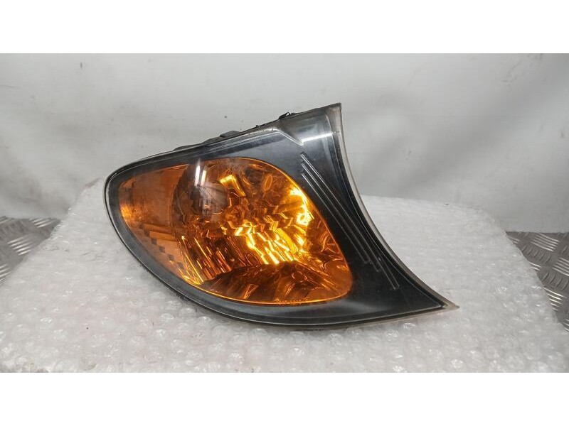 Recambio de piloto delantero derecho para bmw serie 3 berlina (e46) 320d referencia OEM IAM 6910980  