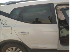 Recambio de puerta trasera derecha para seat arona style edition referencia OEM IAM 6F9833052C  TOCADA