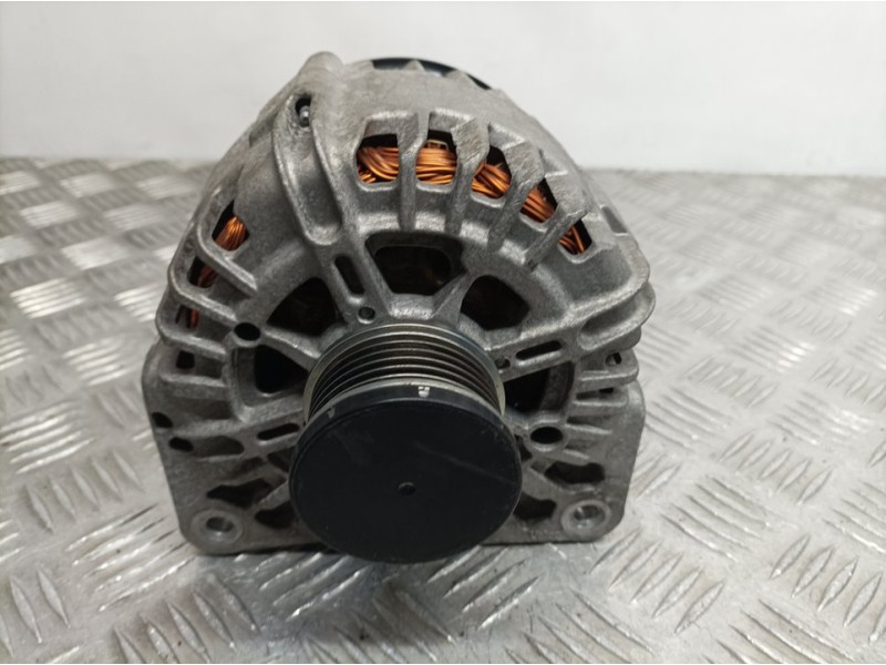 Recambio de alternador para renault laguna iii dynamique referencia OEM IAM   VALEO SIN REFERENCIA