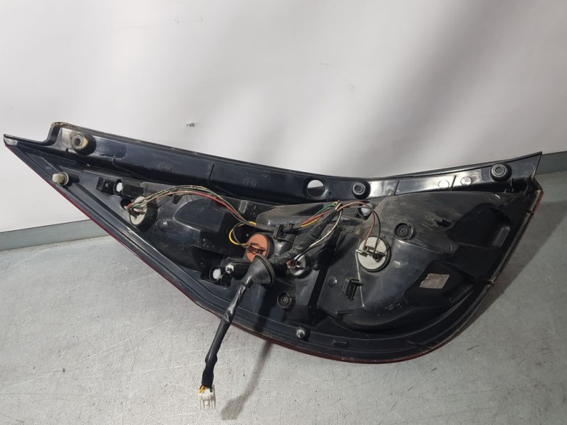 Recambio de piloto trasero derecho para hyundai i30 classic referencia OEM IAM 924022R010  