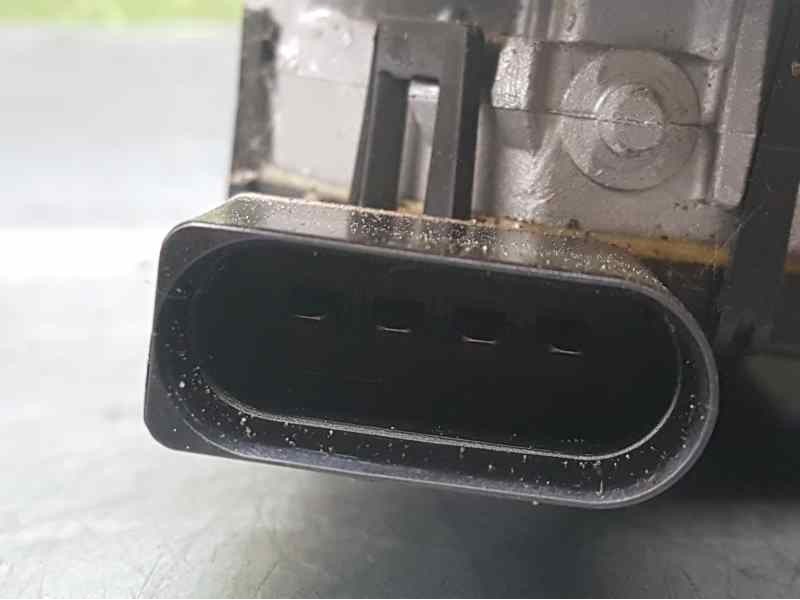 Recambio de motor limpia delantero para ford fiesta (cb1) ambiente referencia OEM IAM 8A6117B571AA 0390241548 BOSCH