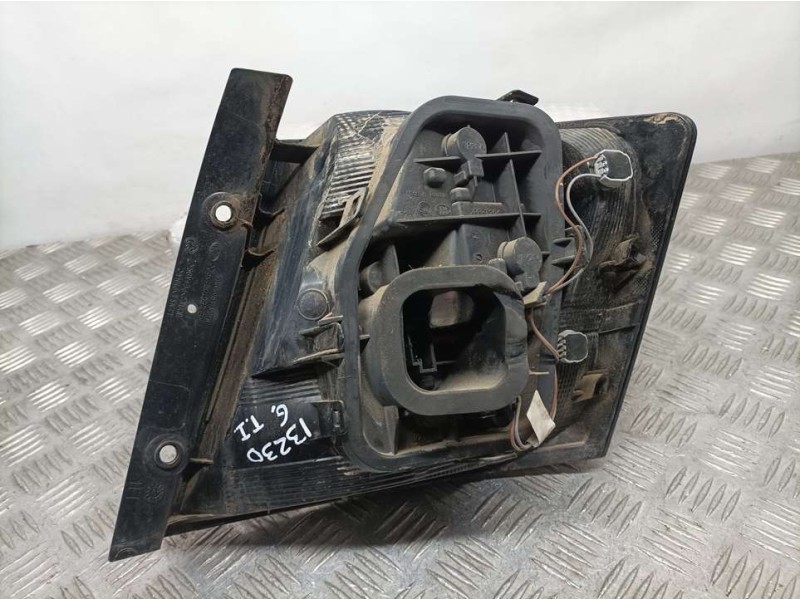 Recambio de piloto trasero izquierdo para skoda fabia 1.0 mpi referencia OEM IAM 6V6945095  