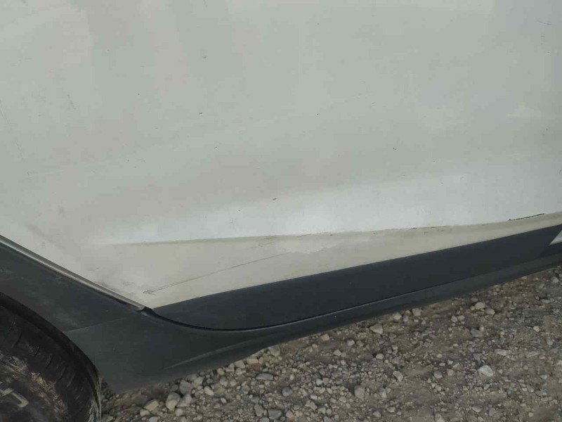 Recambio de puerta trasera derecha para seat arona style edition referencia OEM IAM 6F9833052C  TOCADA