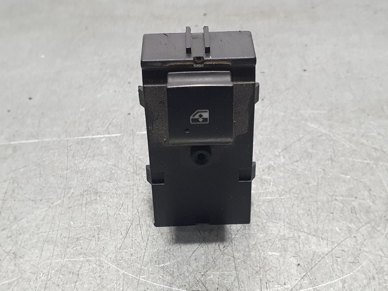 Recambio de mando elevalunas delantero derecho para opel astra j lim. 4türig selection referencia OEM IAM 13301888  
