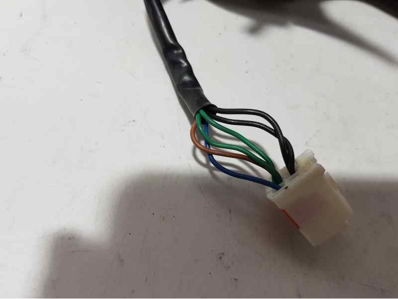 Recambio de retrovisor derecho para mazda 6 berlina (gg) 2.0 crtd 136 active (5-ptas.) referencia OEM IAM  6 CABLES ELECTRICO