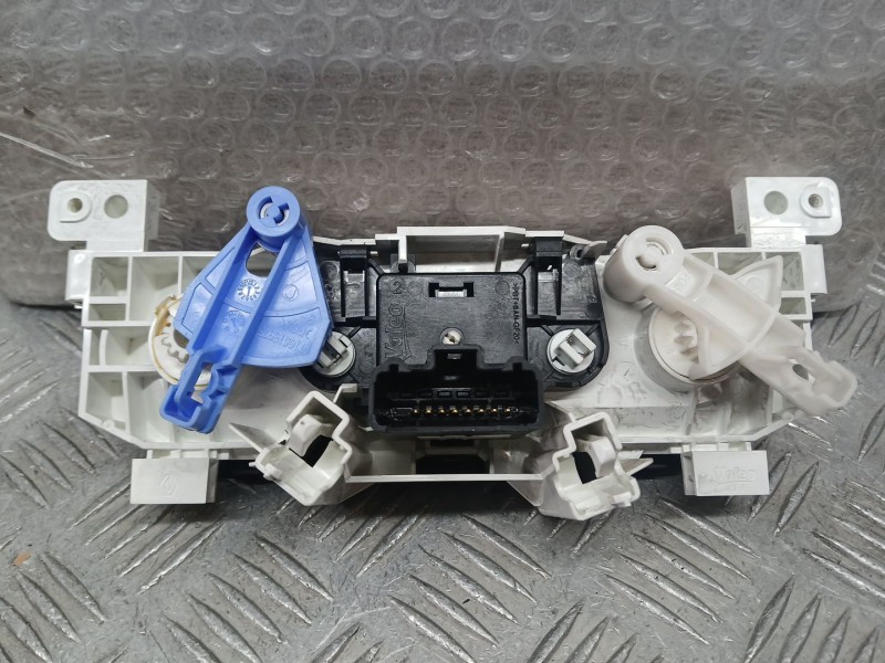 Recambio de mando calefaccion / aire acondicionado para renault trafic iii furgoneta (fg_) 1.6 dci 115 (fgmd) referencia OEM IAM