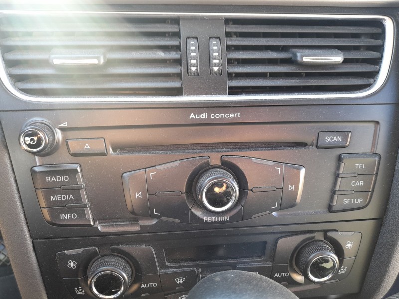Recambio de sistema audio / radio cd para audi a5 (8t3) 2.7 tdi referencia OEM IAM 8T1057186  