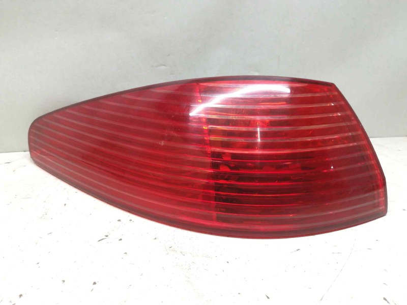 Recambio de piloto trasero izquierdo para peugeot 607 (s1) básico referencia OEM IAM 6350N2  EXTERIOR