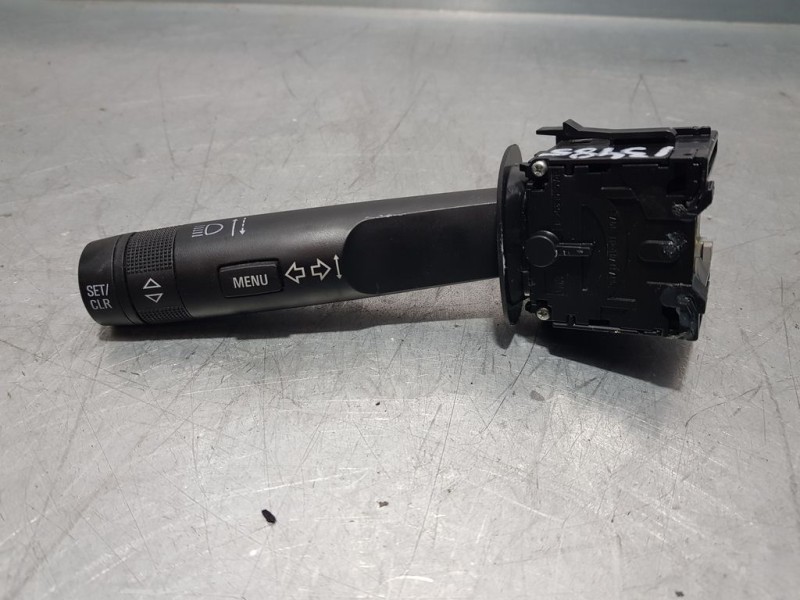 Recambio de mando intermitentes para chevrolet aveo berlina hatchback ls referencia OEM IAM 94745683 2160SD01 