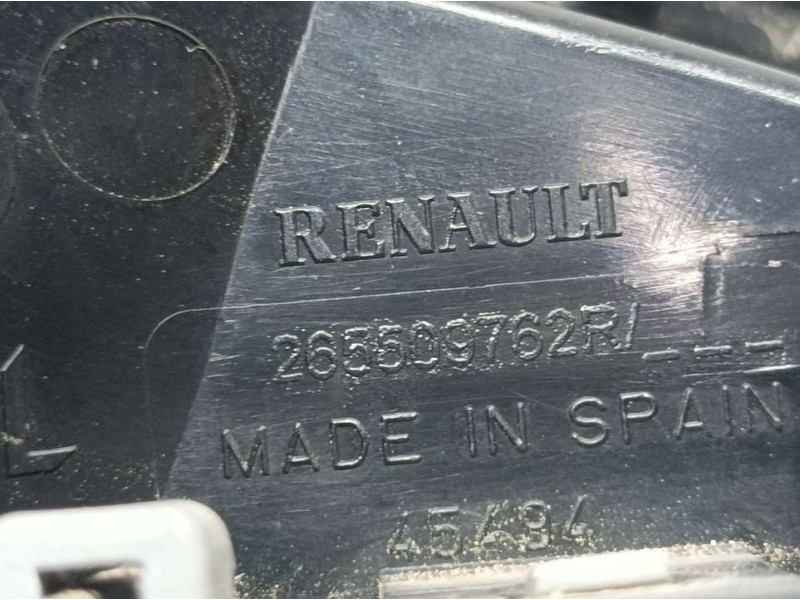 Recambio de piloto trasero derecho para renault captur zen referencia OEM IAM 2655009762R  EXTERIOR