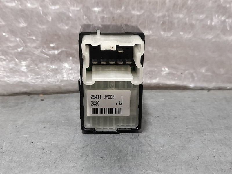 Recambio de mando elevalunas trasero derecho para renault koleos dynamique referencia OEM IAM 25411JY00B  