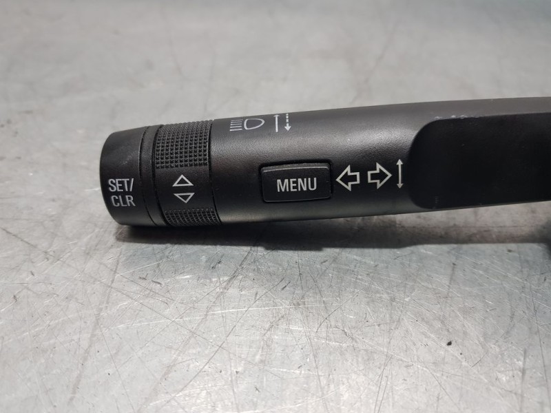 Recambio de mando intermitentes para chevrolet aveo berlina hatchback ls referencia OEM IAM 94745683 2160SD01 