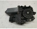 Recambio de motor elevalunas delantero izquierdo para audi a4 berlina (b5) 1.8 referencia OEM IAM 8D0959801  