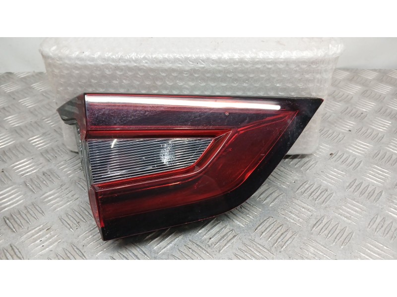 Recambio de piloto trasero izquierdo interior para nissan juke (f16_) 1.0 referencia OEM IAM 265556PA6A HELLA 2VA2563