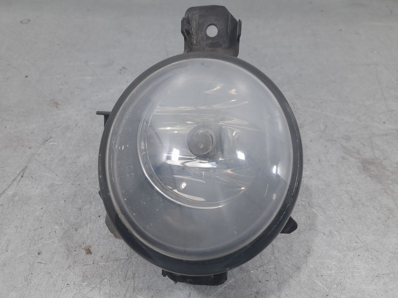 Recambio de faro antiniebla izquierdo para bmw 1 (e81) 118 d referencia OEM IAM 6317783750103 13101610 VALEO